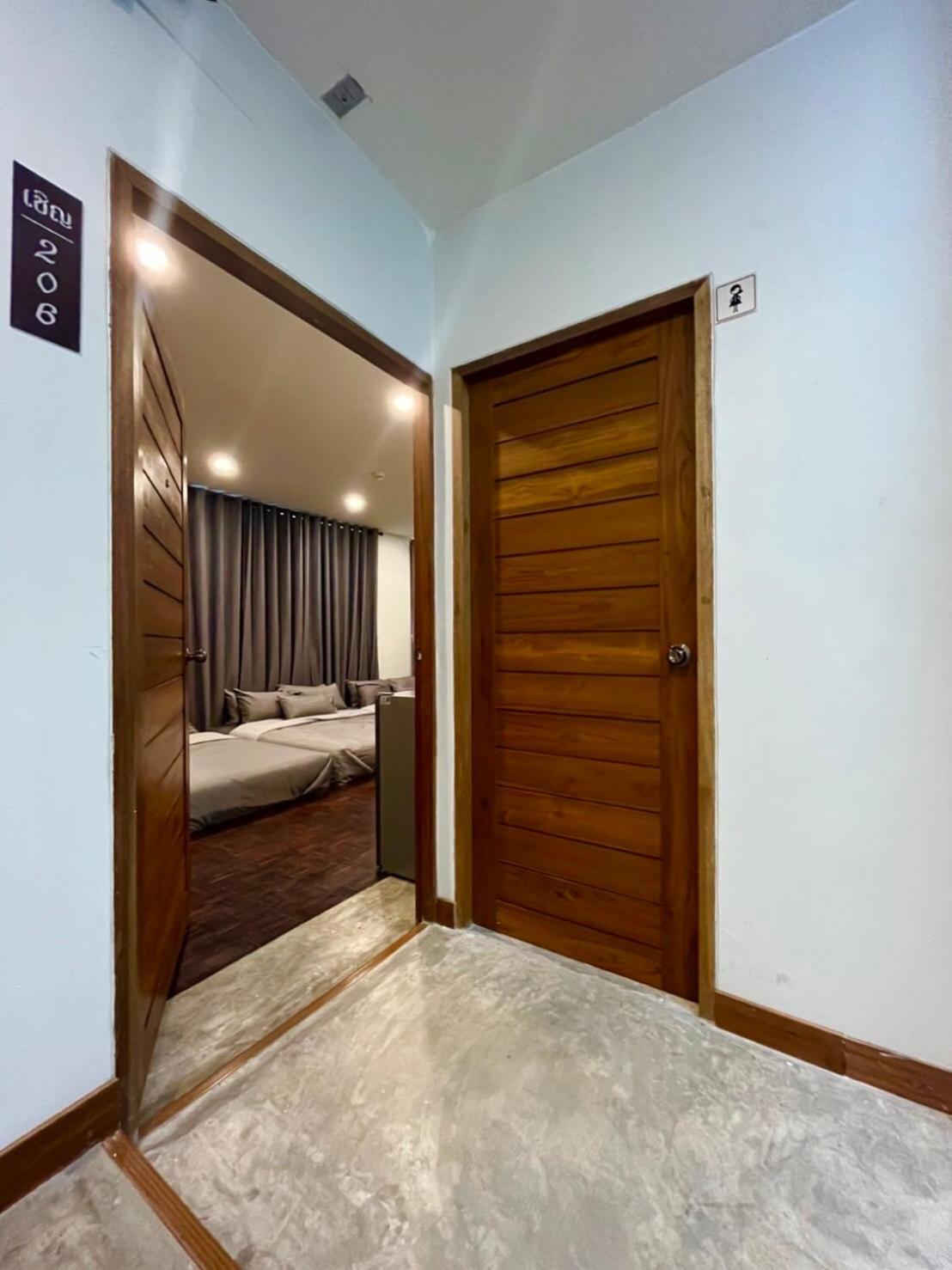 Chern Chiangmai Boutique Hotel Chiang Mai Exterior photo